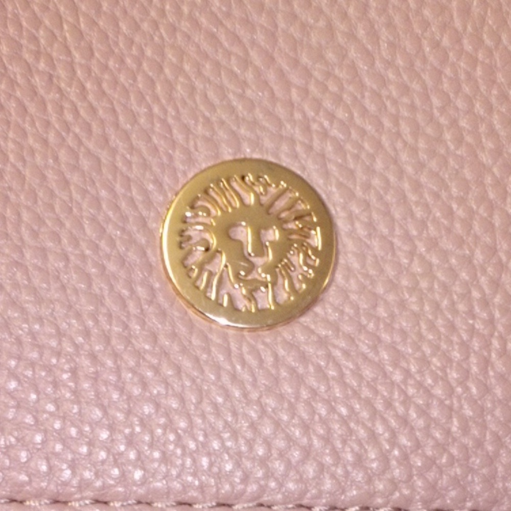 SALE!!   ANNE KLEIN Handbag - Picture 2 of 10